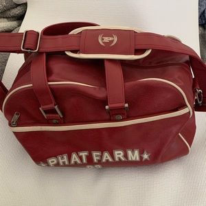 VINTAGE PHAT FARM  WEEKEND BAG GREAT CONDITION